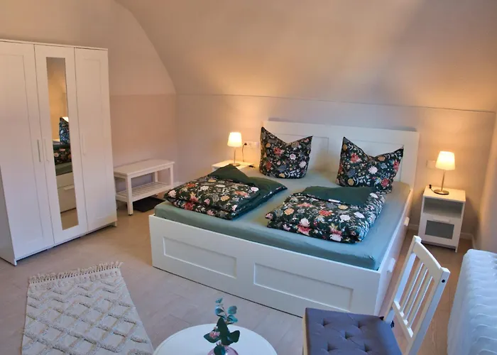 Cottbuser Pyramide Am Branitzer Park *